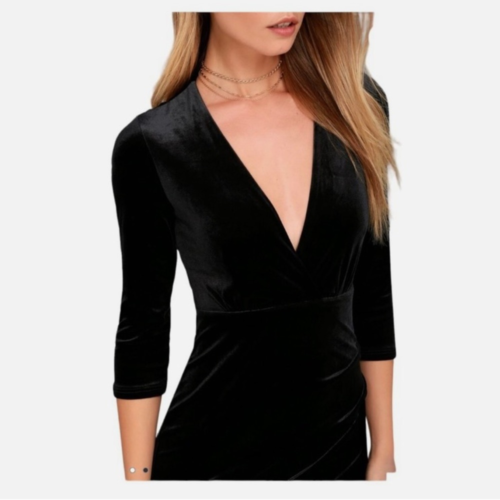 Lulu's Black Velvet Bodycon Long Sleeve Dress - Picture 2 of 7